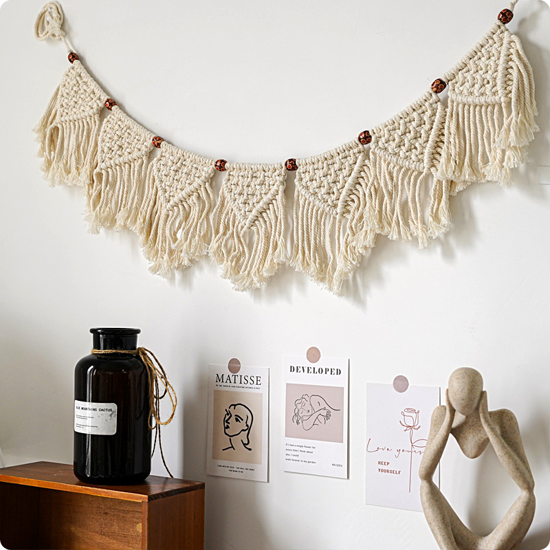 שרשרת מקרמה לקיר IVY