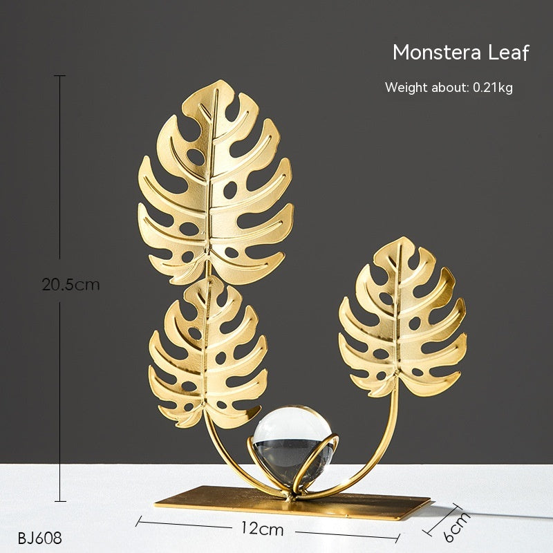 פסל עלים מוזהב CRYSTAL