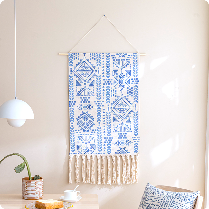 שטיחי קיר צבעוניים ב-8 עיצובים