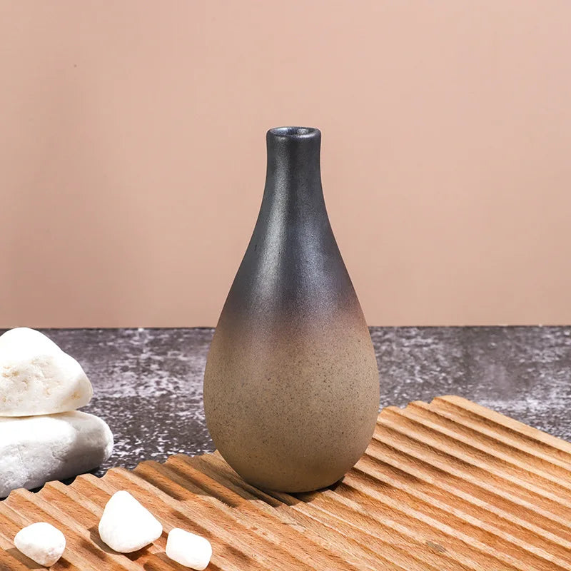 אגרטלים קרמיים בעיצוב סיני