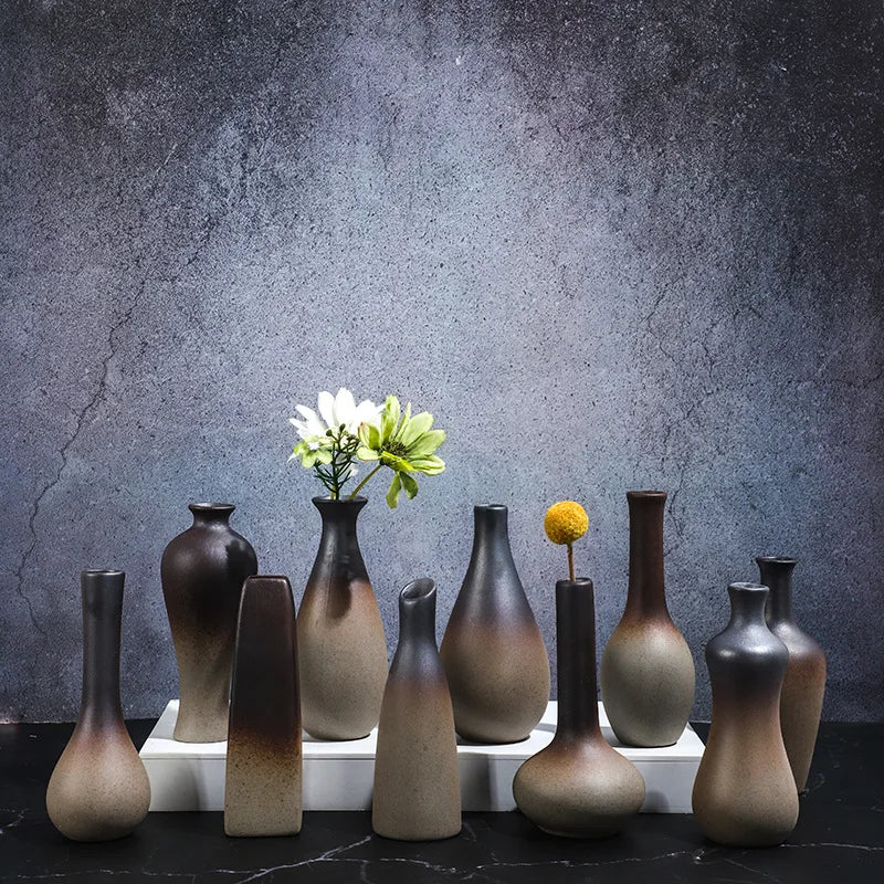 אגרטלים קרמיים בעיצוב סיני