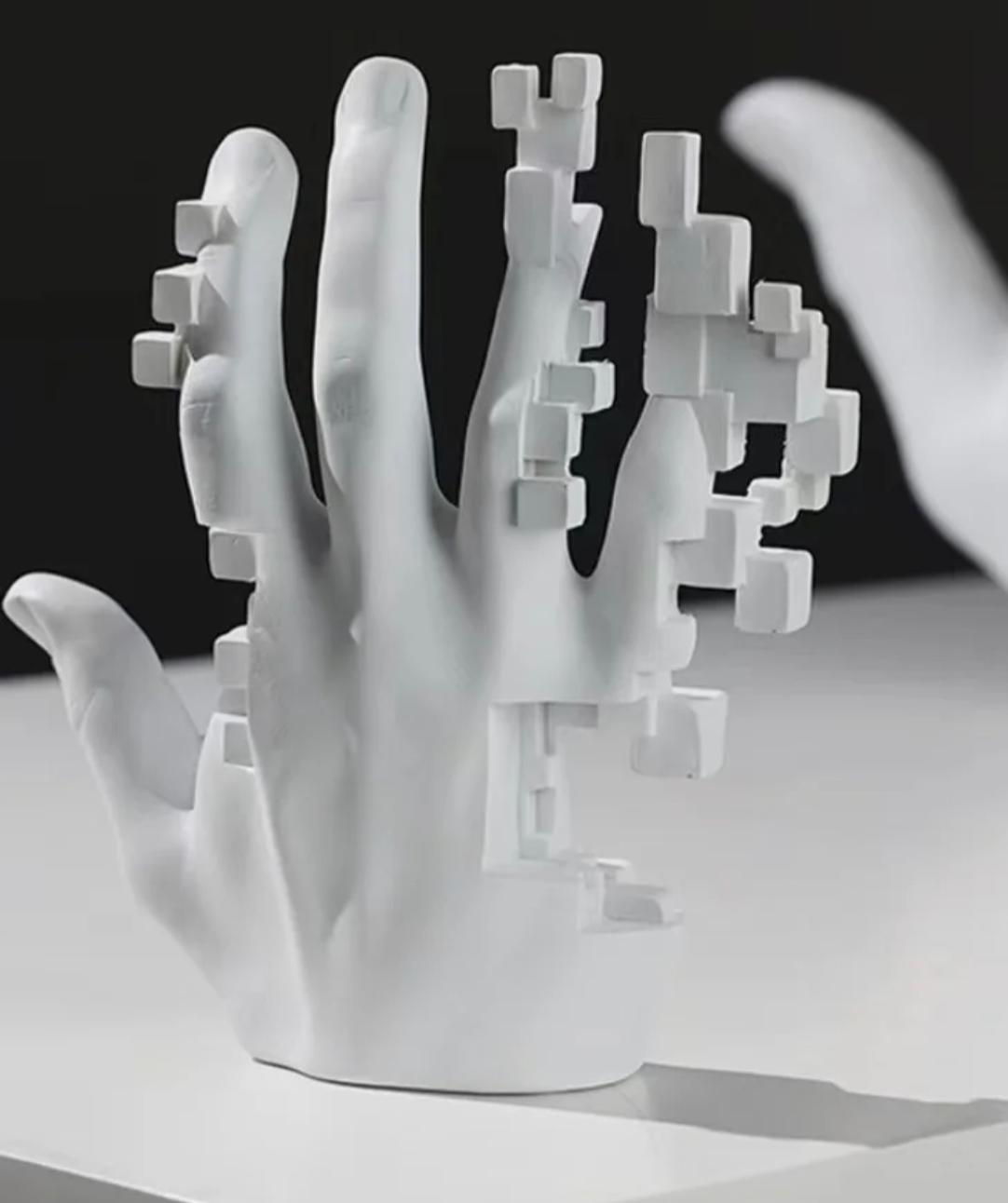 Ologram hand &#8211; פסל יד דמוי אלוגרמה