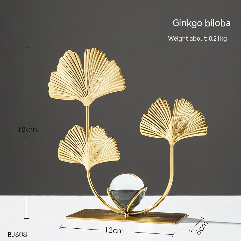 פסל עלים מוזהב CRYSTAL